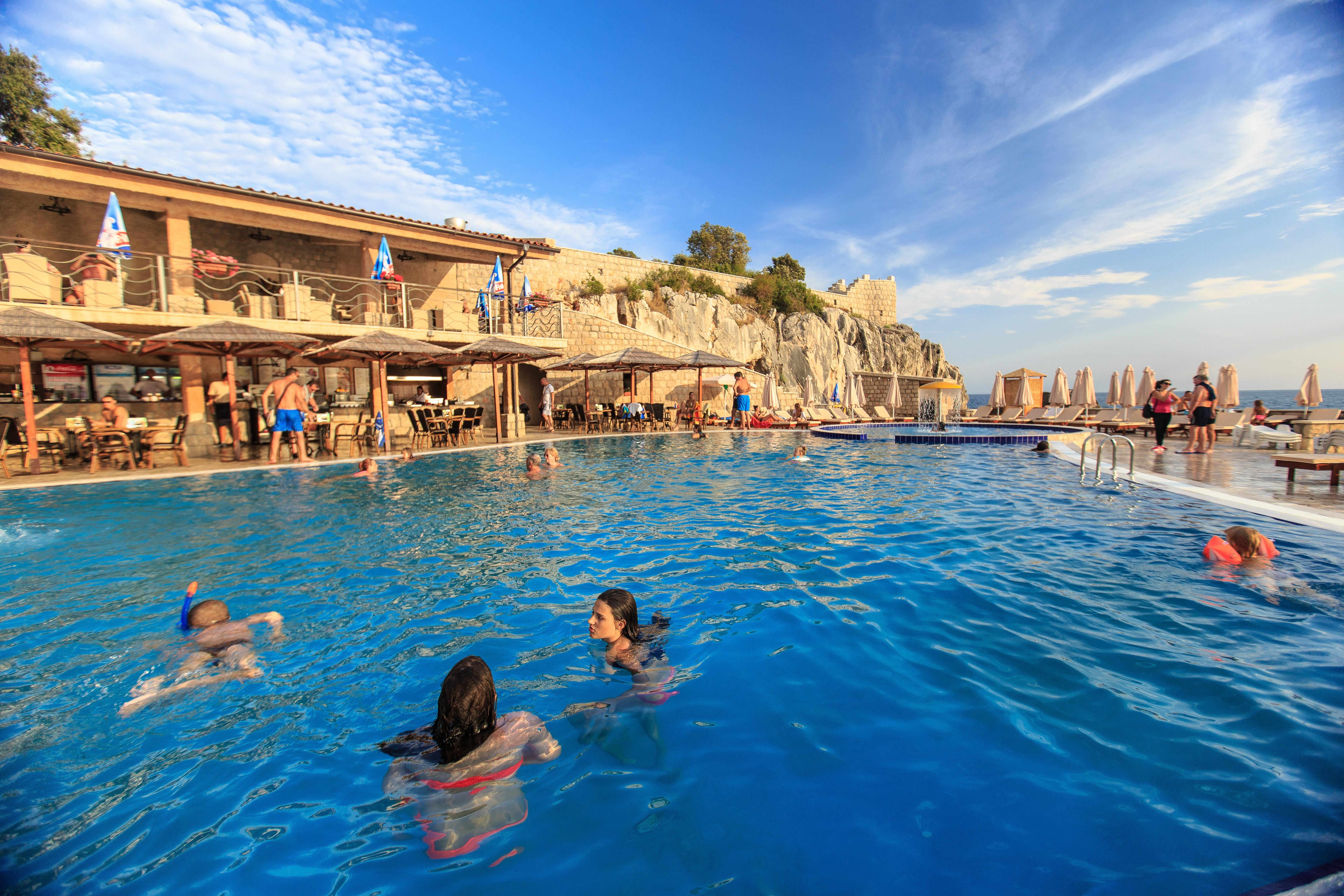 Ruza Vjetrova - Wind Rose Hotel Resort Dobra Voda Buitenkant foto